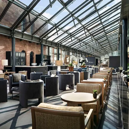 Hyatt Regency Szálloda