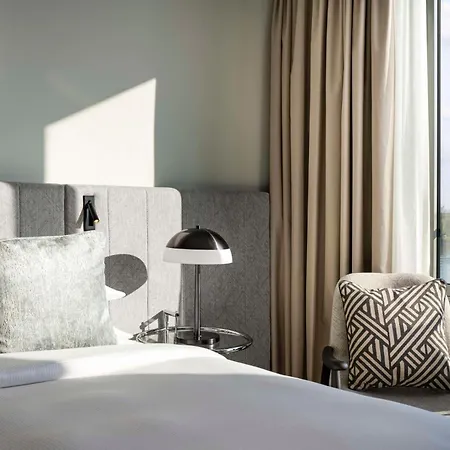 Hyatt Regency 5*
