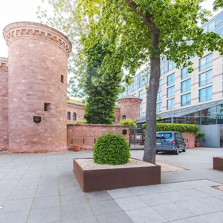 Hyatt Regency Szálloda 5*